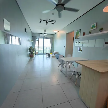 Modern Comfy Suite Room-9Pax Perai Exterior photo