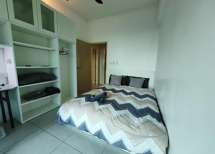 Modern Comfy Suite Room-9Pax