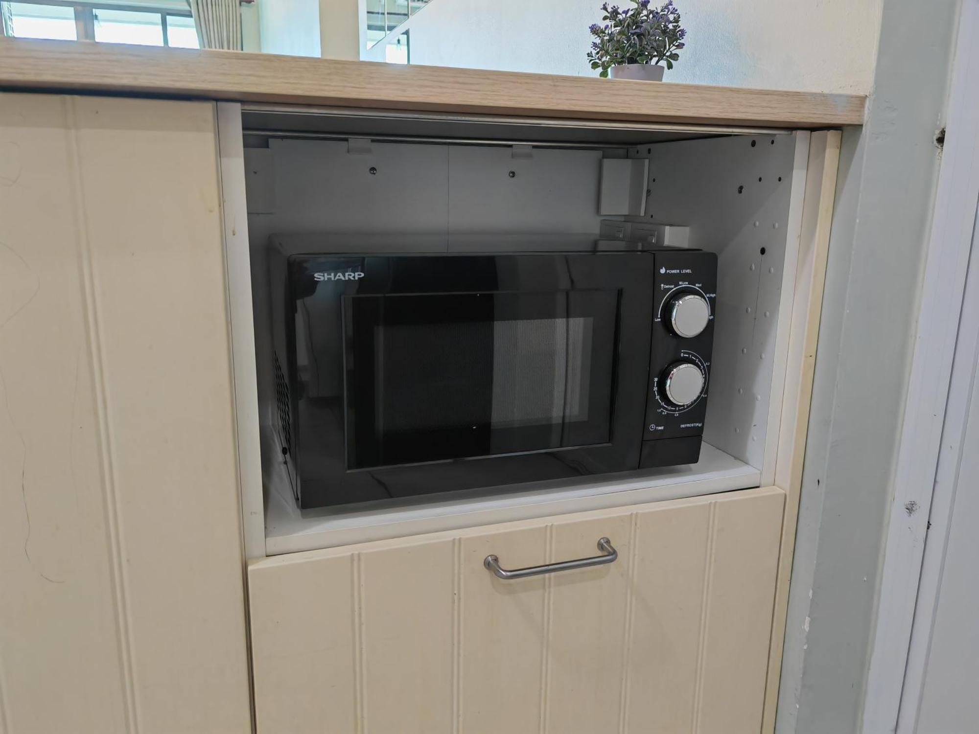 Modern Comfy Room-9pax Apartment Perai