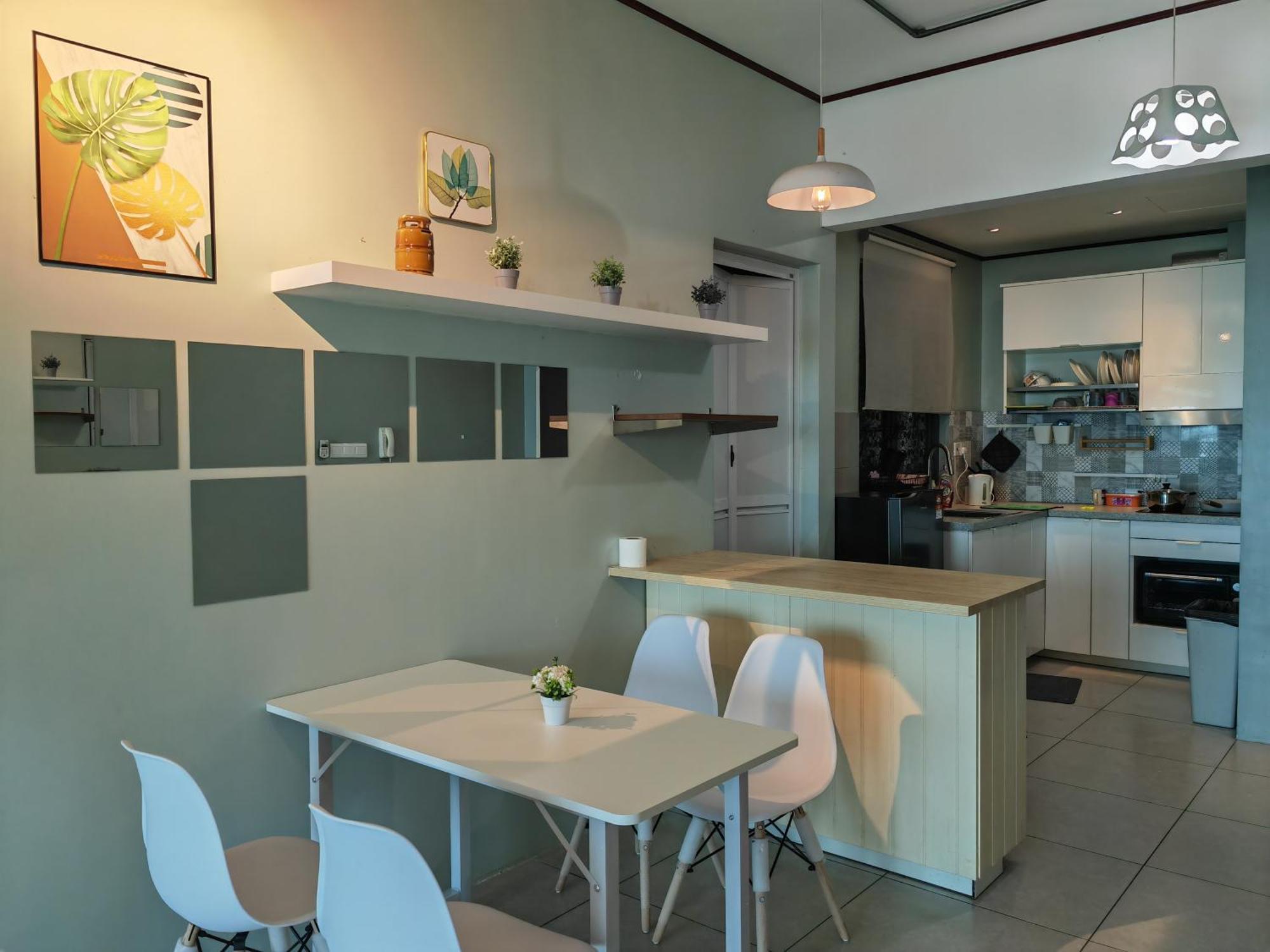 Modern Comfy Room-9pax Apartment *